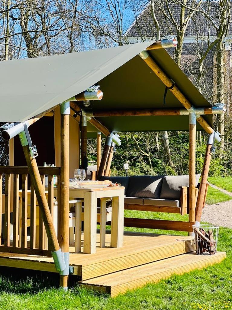 Camping Zee Van Tijd Holwerd Eksteriør bilde